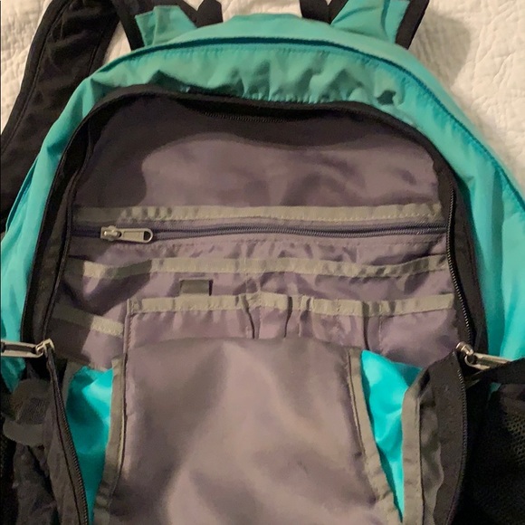 North Face Recon Bookbag - Picture 2 of 6